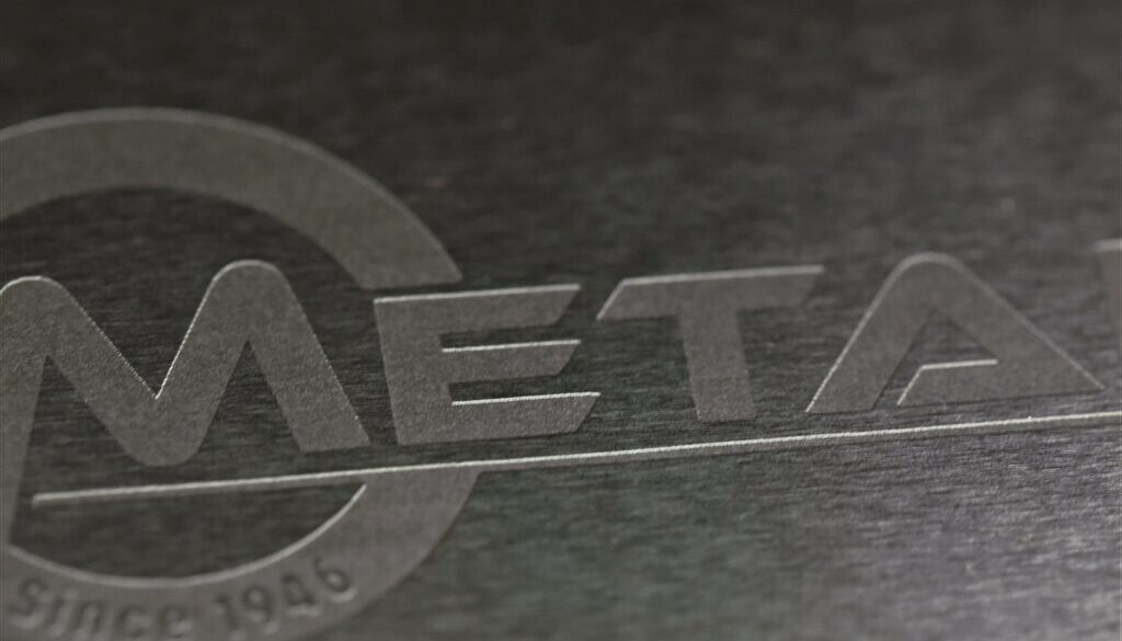 metallics-anodize-chemical-etch-business-card